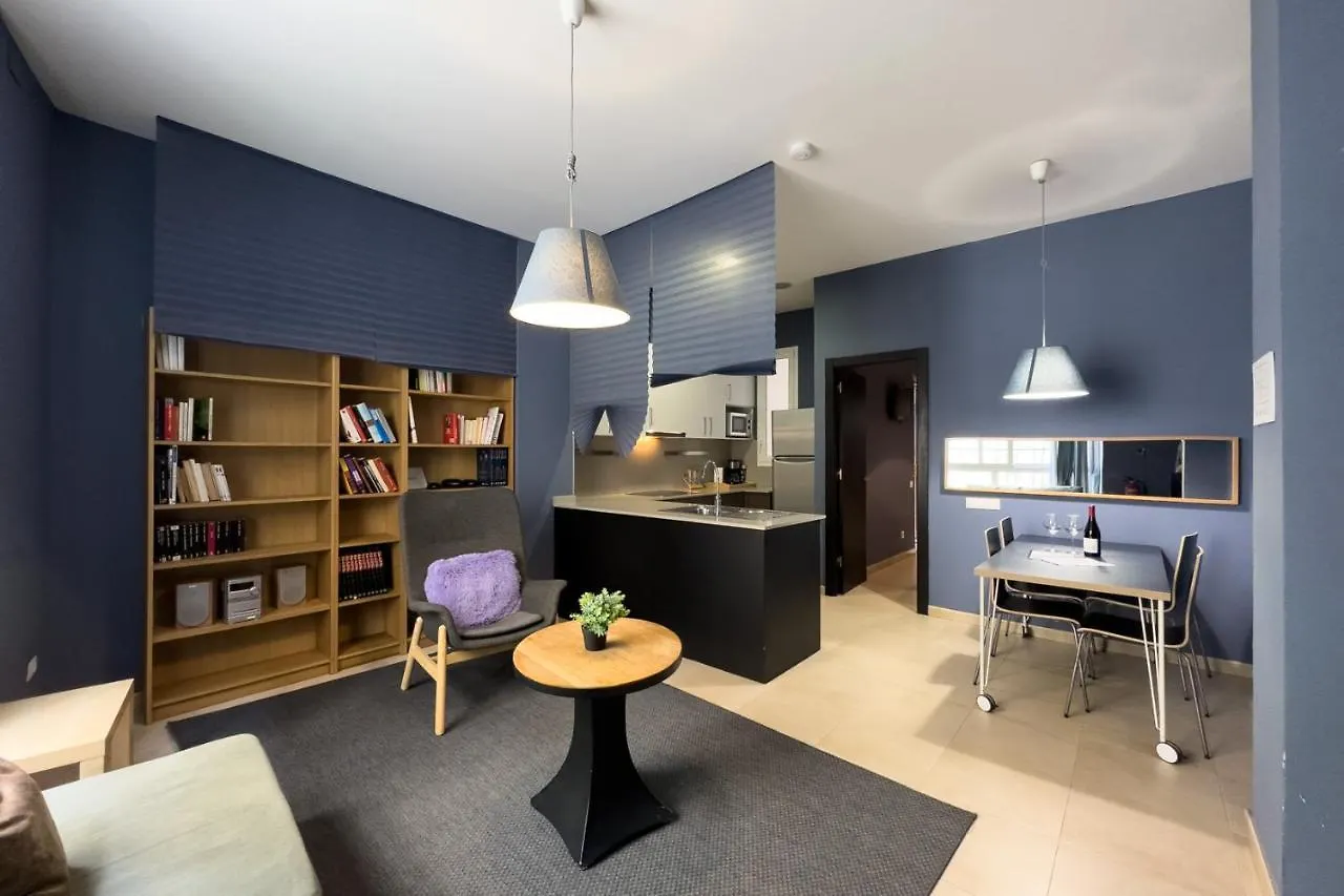 Ainb Barcelona Sants Apartments 0*,