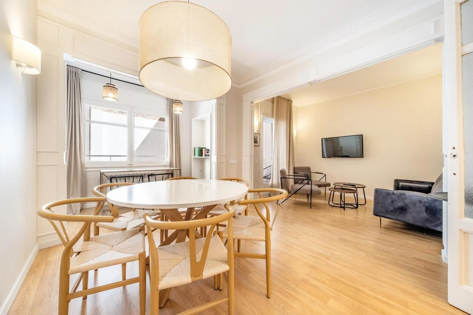 Ainb Barcelona Sants Apartments 0*,