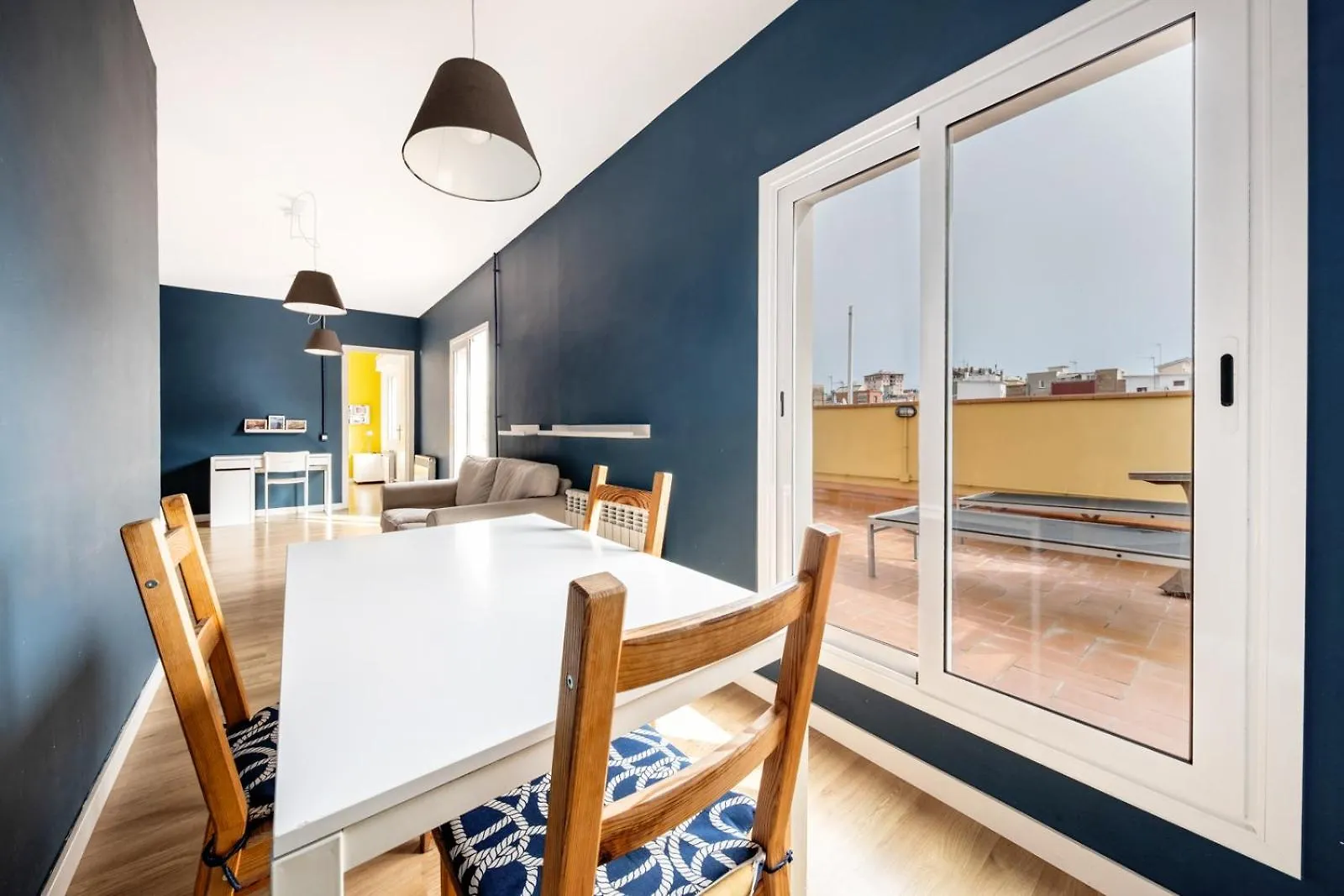Ainb Barcelona Sants Apartments Spanien